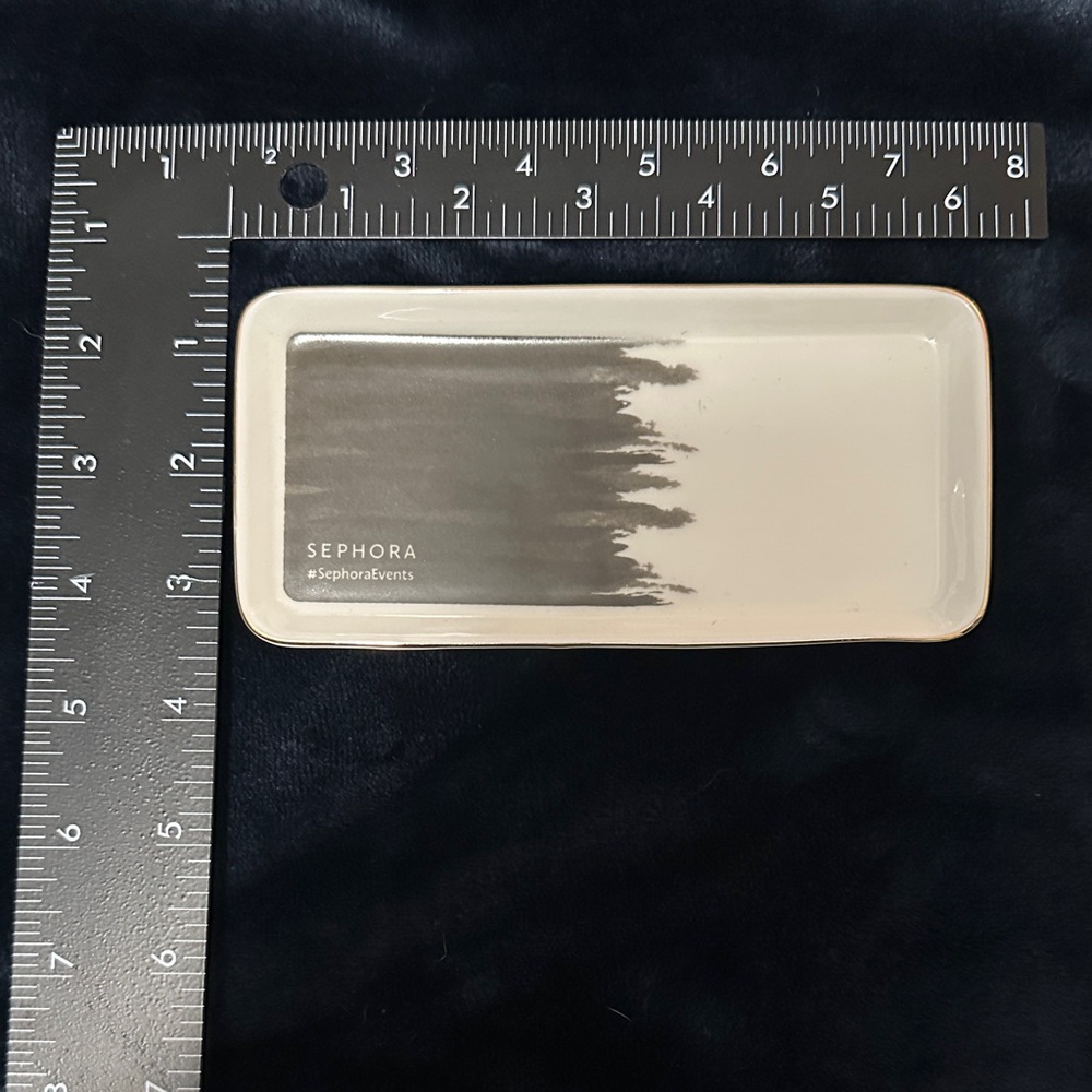 Sephora Artistic Gray and White Organizer Tray